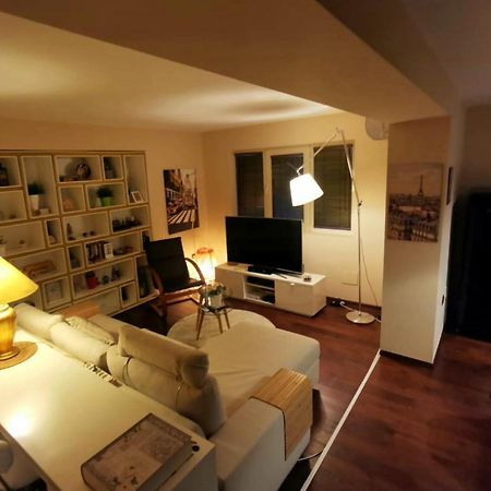 Апартаменты The Cozy Flat Тирана Экстерьер фото